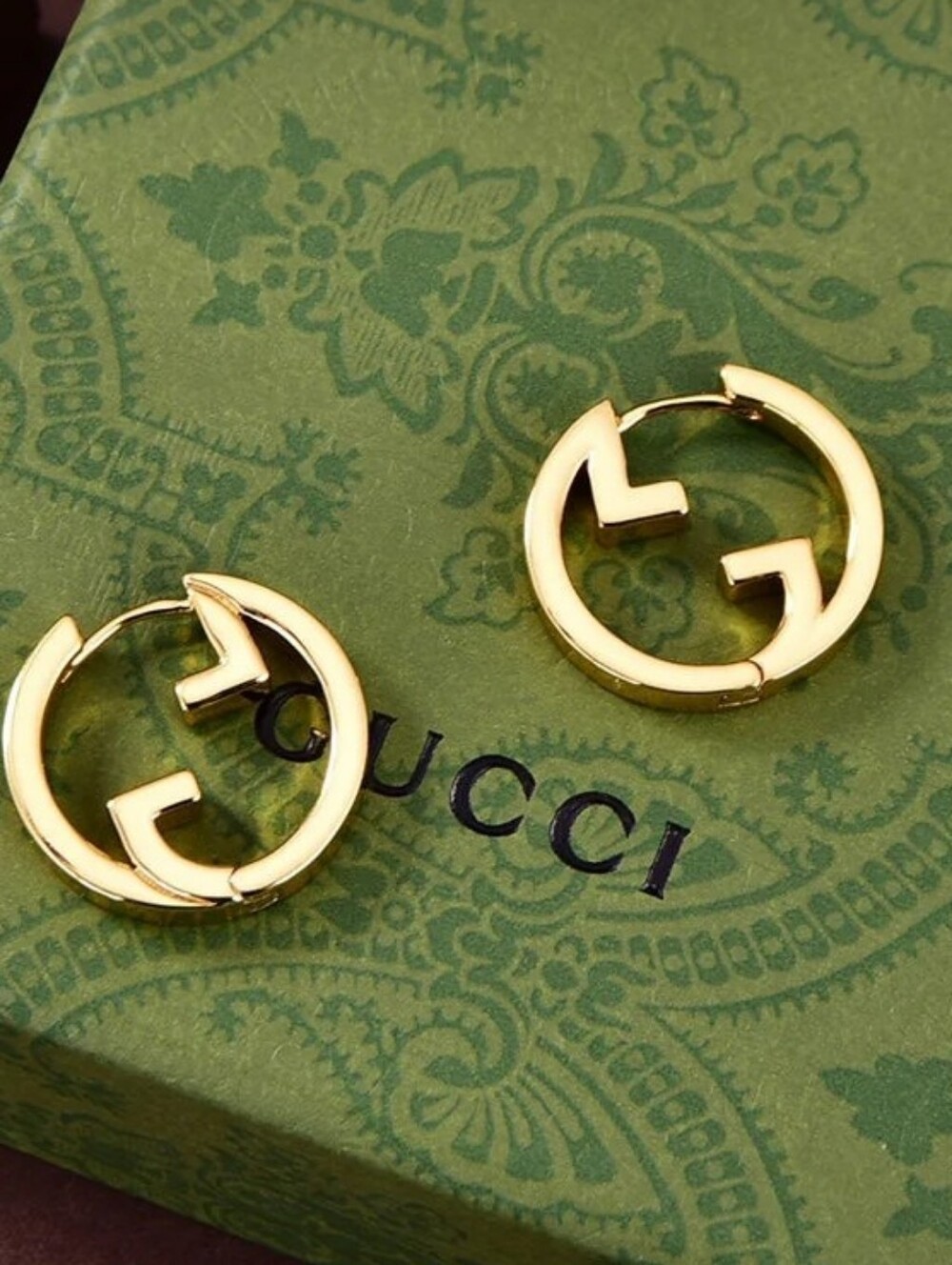 Large Gold Hoop GG  Earrings🔥💥😍🫦comes With Special Gift🎁.